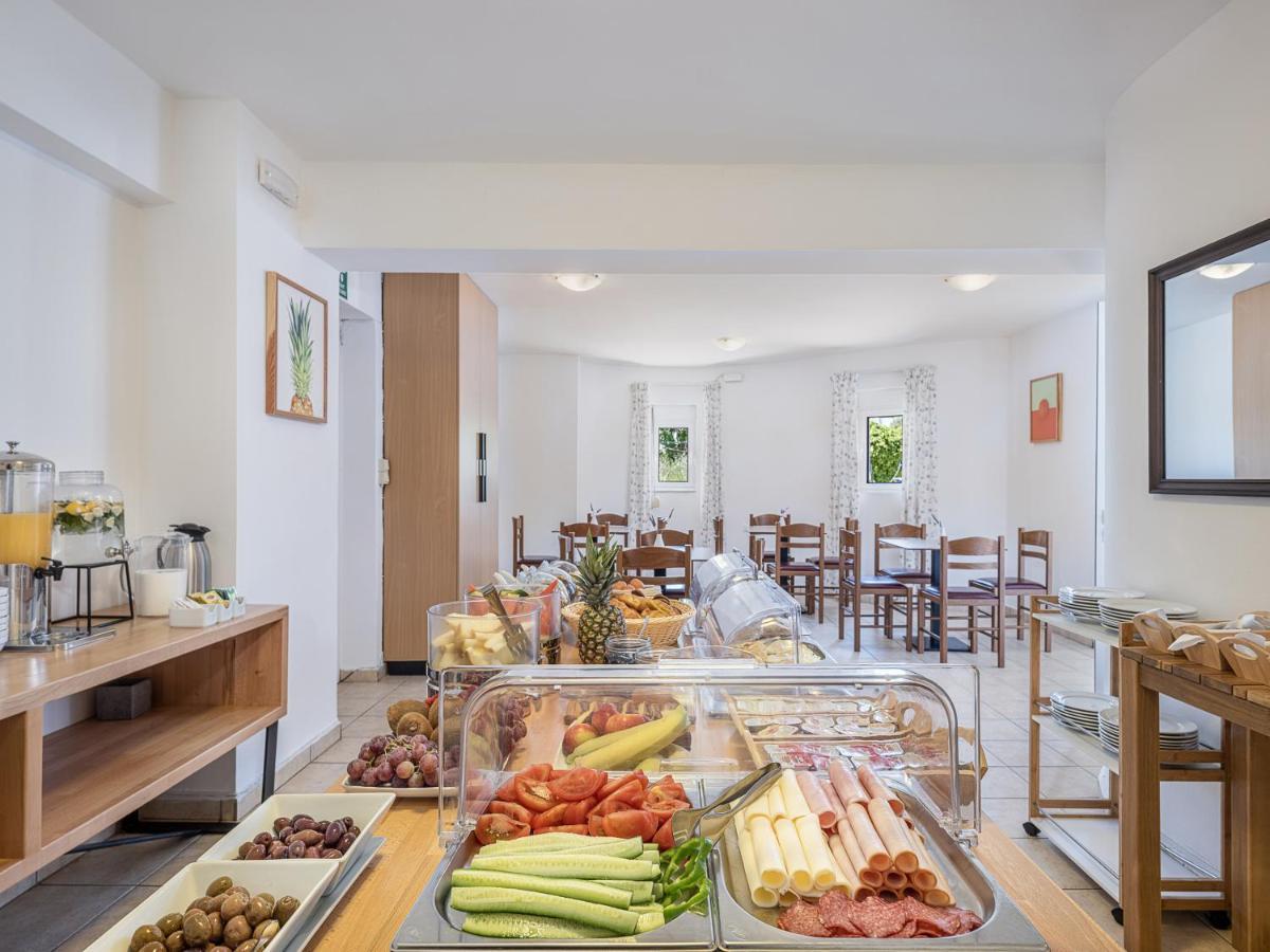 ستالوس Artemis Apartments المظهر الخارجي الصورة