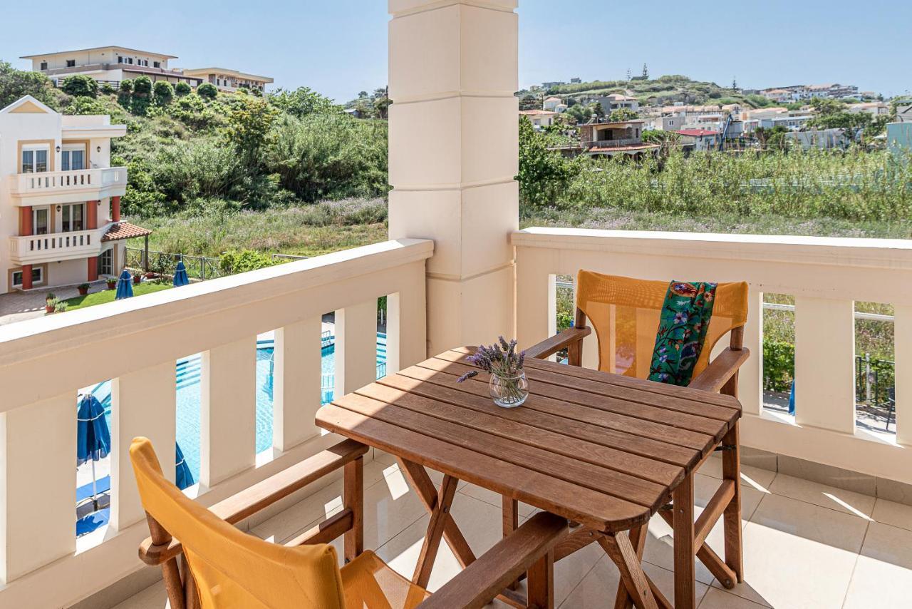 ستالوس Artemis Apartments الغرفة الصورة