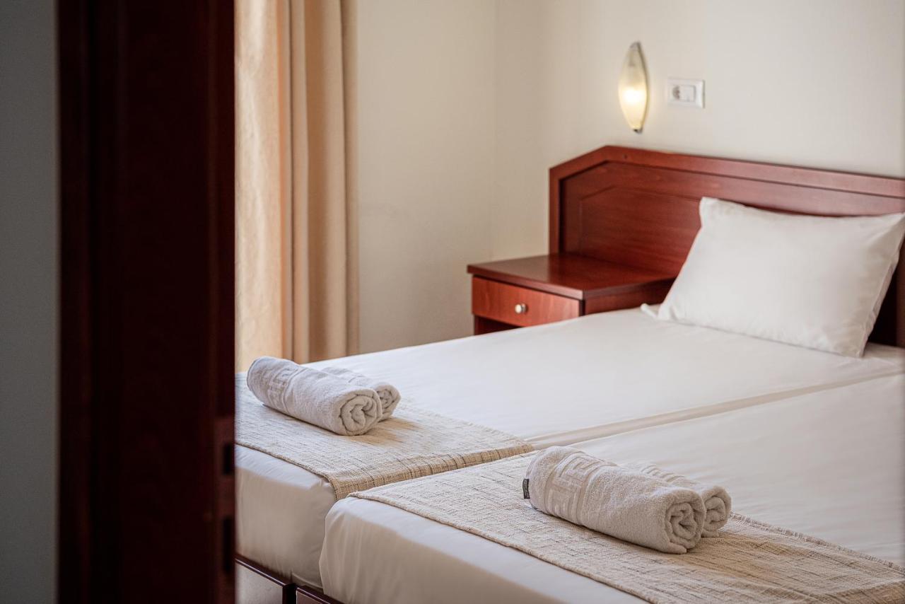 ستالوس Artemis Apartments المظهر الخارجي الصورة