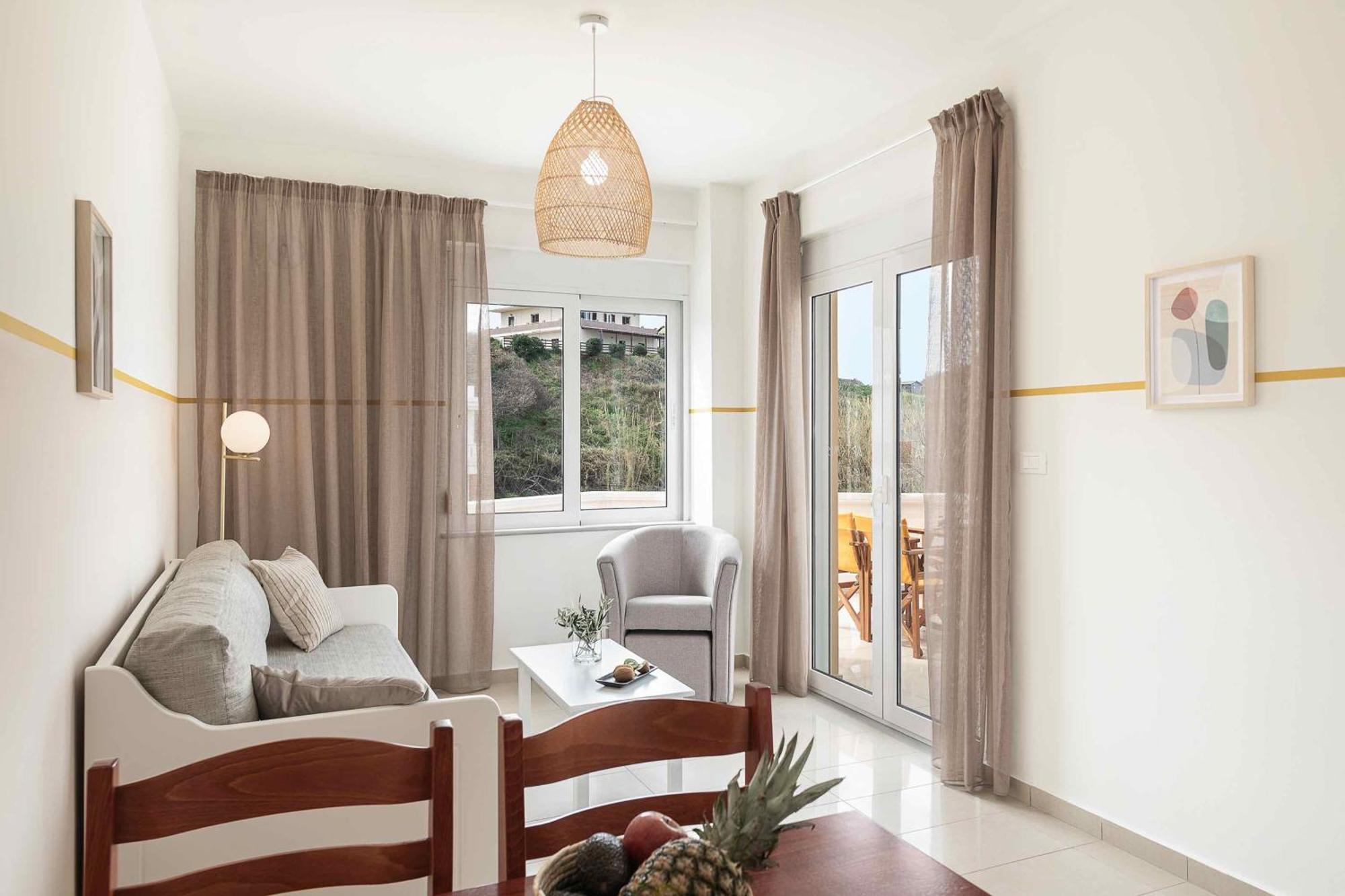 ستالوس Artemis Apartments الغرفة الصورة