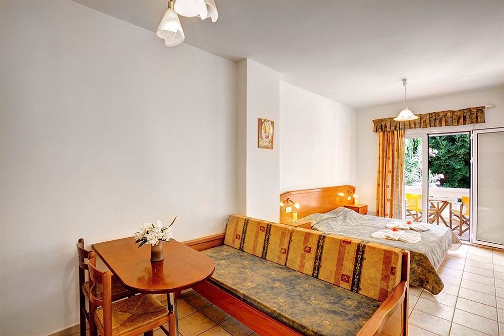 ستالوس Artemis Apartments المظهر الخارجي الصورة