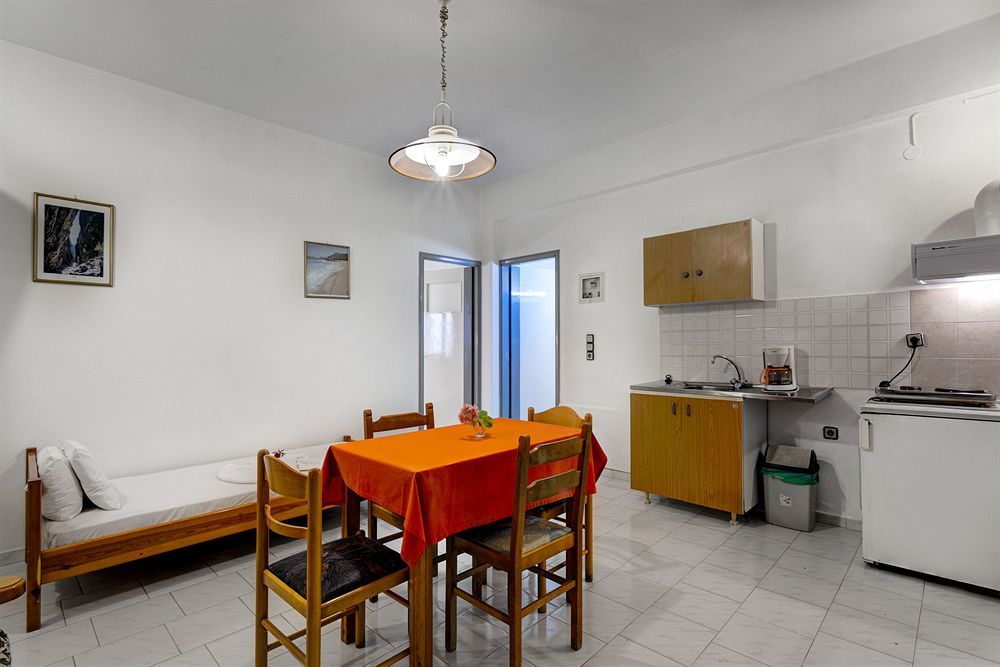 ستالوس Artemis Apartments المظهر الخارجي الصورة